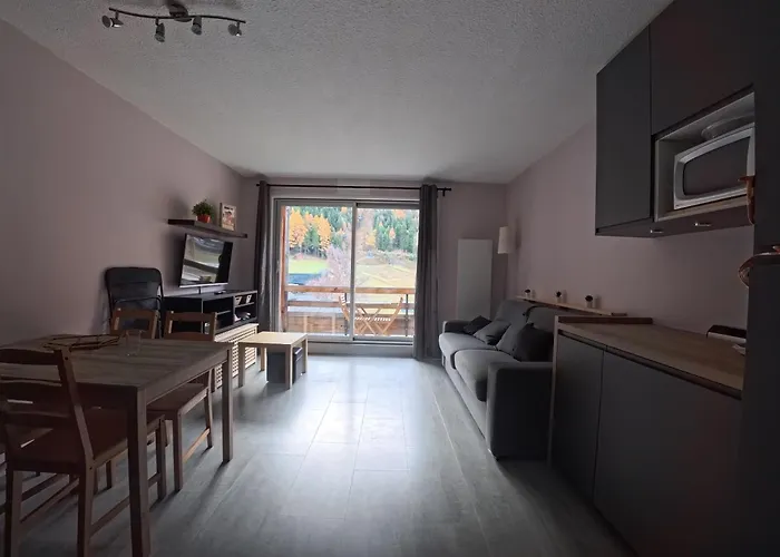 Les Herminieres Bed & Breakfast 3*